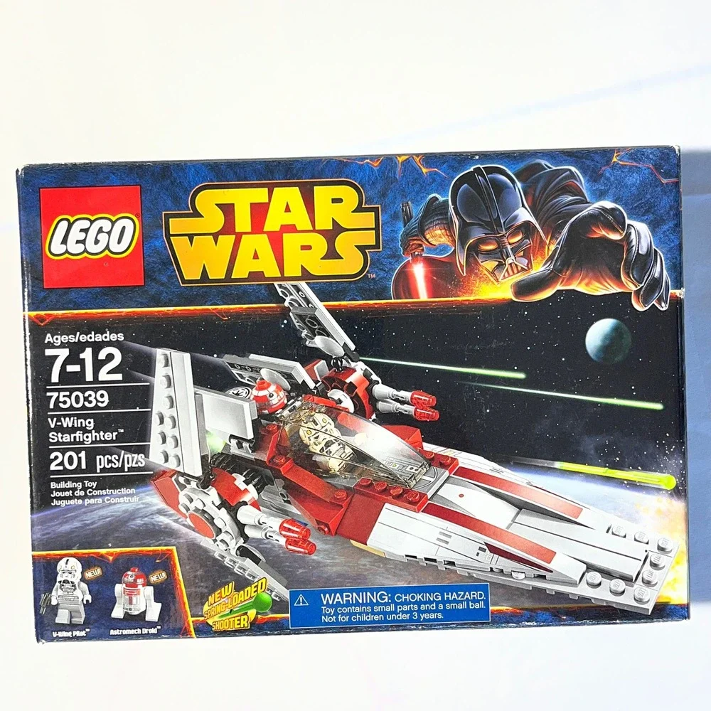 LEGO Star Wars V-Wing Starfighter 75039 Building Toy Set 201 Pcs New Retired - Picture 4 of 4